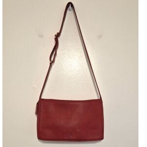 Vintage Coach Sonoma 4928 Red Pebbled Leather Messenger Shoulder Bag Italy 90s